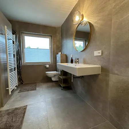 Geschmackvolle In Katsdorf, Modern Und Bequem *