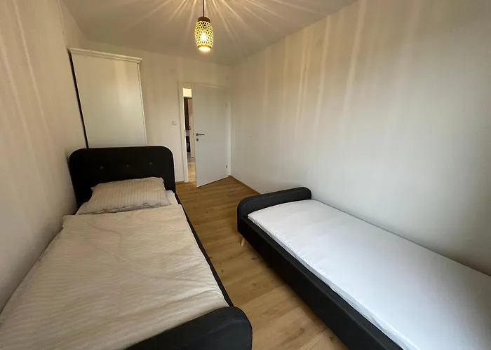 Geschmackvolle In Katsdorf, Modern Und Bequem Apartmán